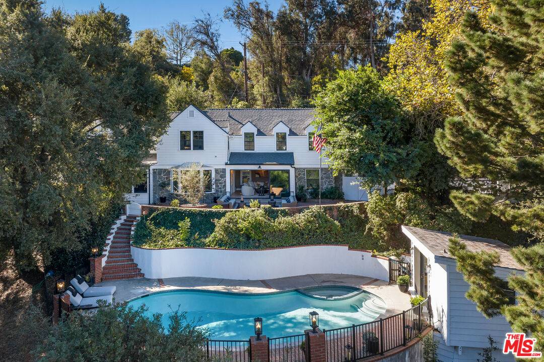 Beverly Hills, CA 90210,3100 Coldwater Canyon Ave