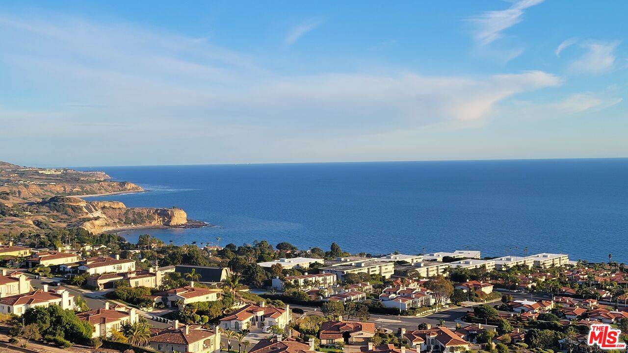 Rancho Palos Verdes, CA 90275,32646 Coastsite Dr #203