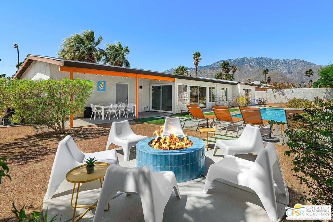 Palm Springs, CA 92262,2864 E Valencia Rd