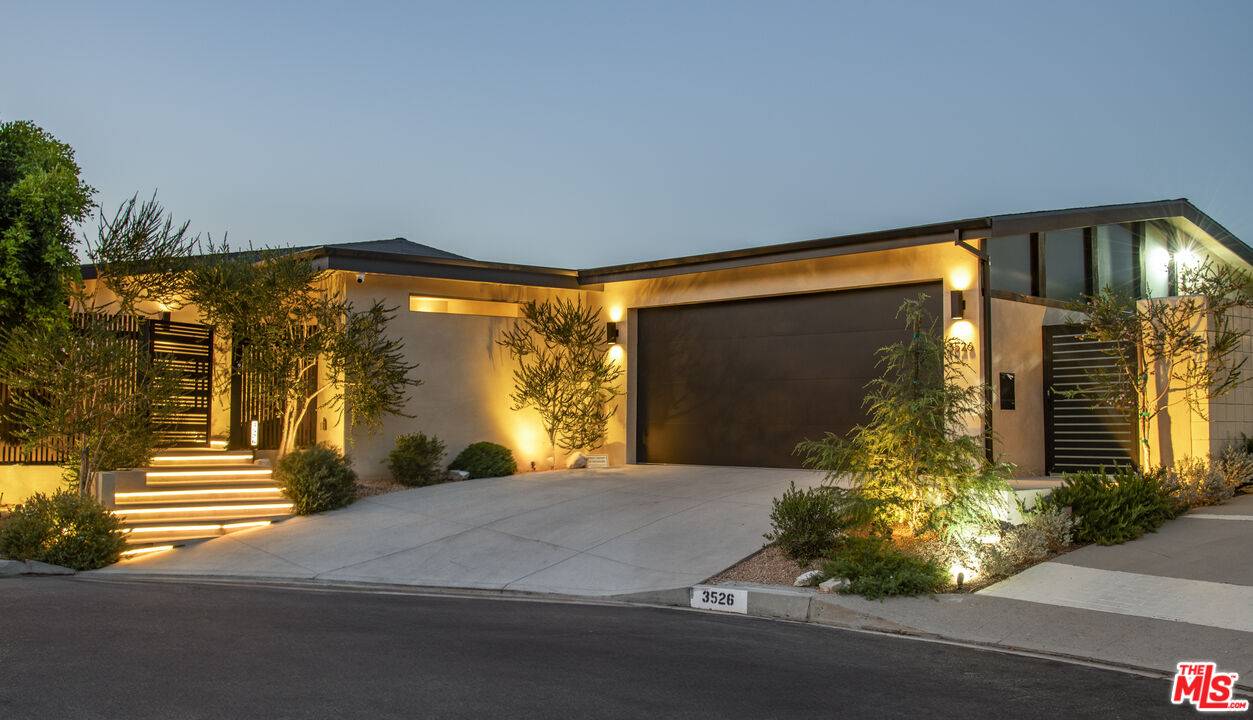 Studio City, CA 91604,3526 Wrightwood Ct