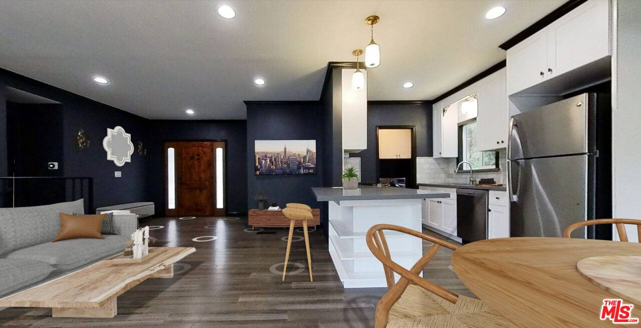 Tujunga, CA 91042,7083 Highcliff Trl