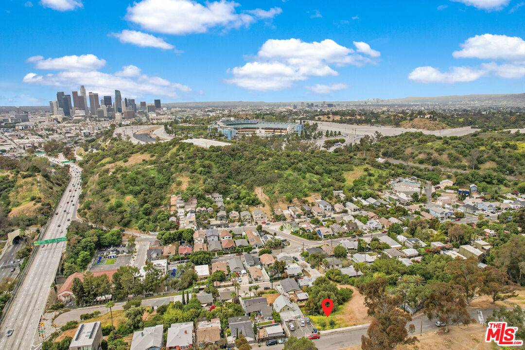 Los Angeles, CA 90012,632 PARK ROW Dr