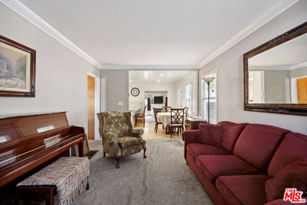 Culver City, CA 90230,11245 Segrell Way