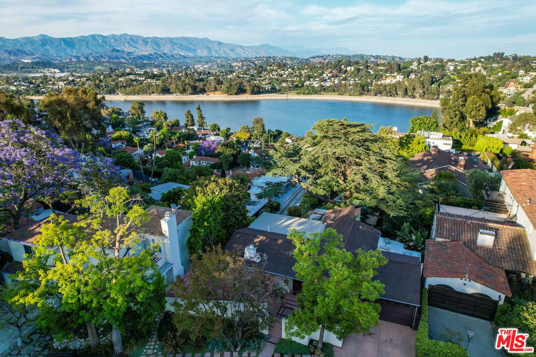 Los Angeles, CA 90039,2020 Redcliff St