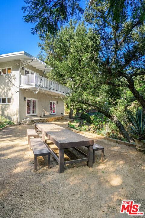 Los Angeles, CA 90046,9016 Wonderland Ave