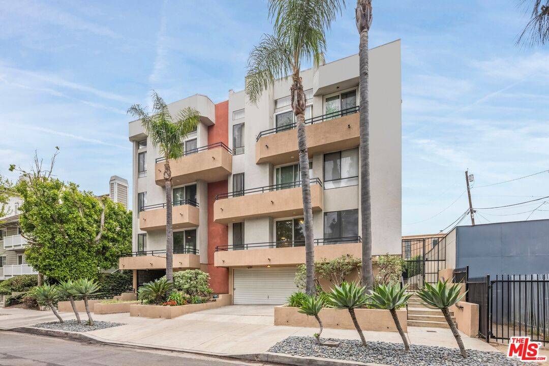 Valley Village, CA 91607,4741 Radford Ave
