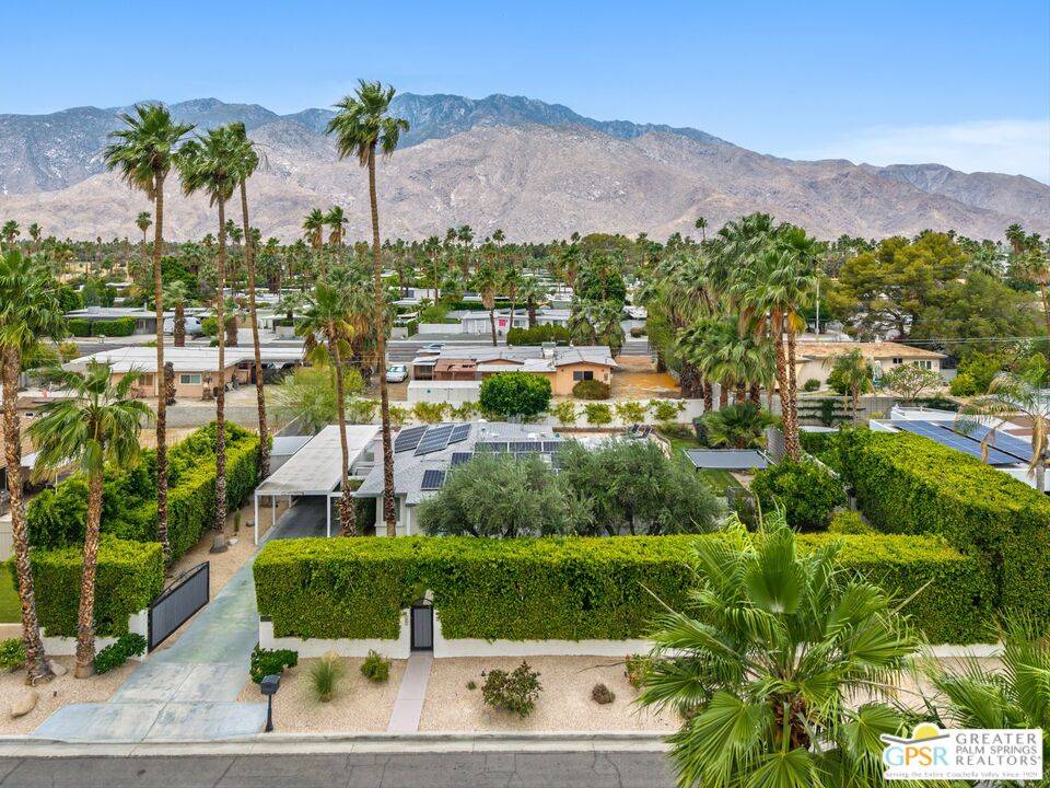Palm Springs, CA 92264,627 S Desert View Dr