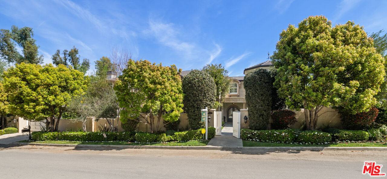 Los Angeles, CA 90049,630 N Bonhill Rd
