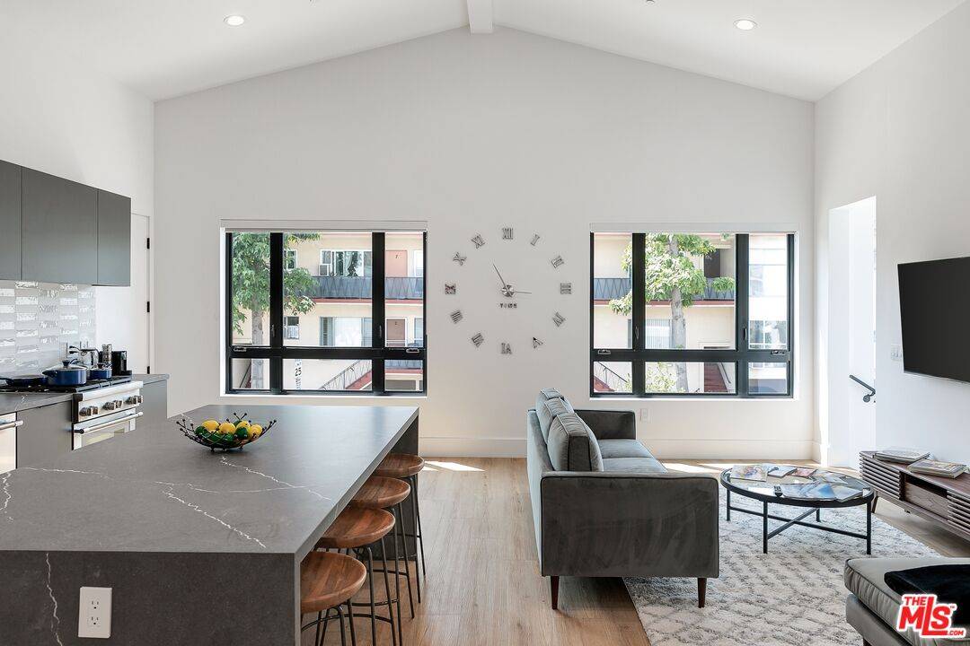 West Hollywood, CA 90046,1236 N Spaulding Ave #2