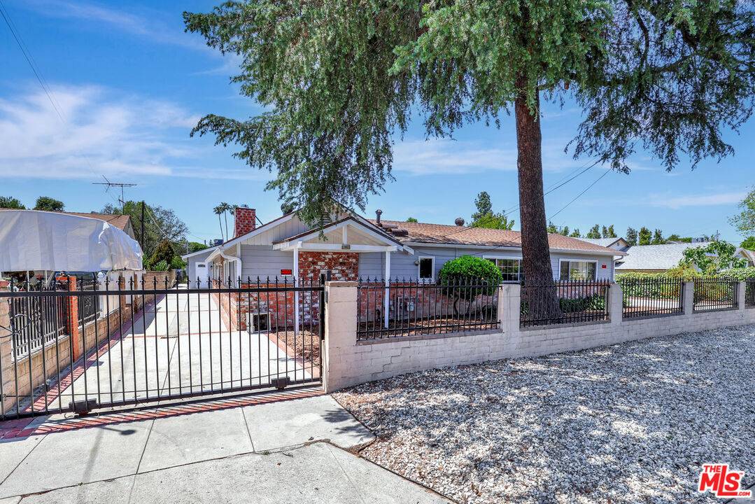 Reseda, CA 91335,7445 Balcom Ave