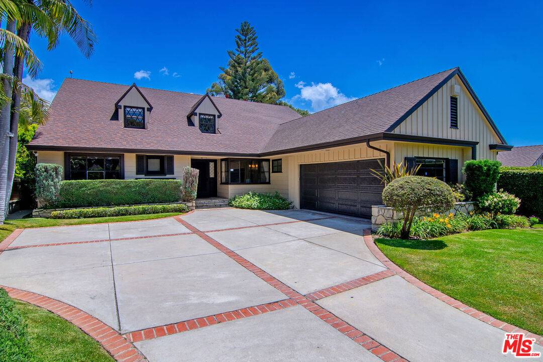 Los Angeles, CA 90034,2224 Guthrie Dr