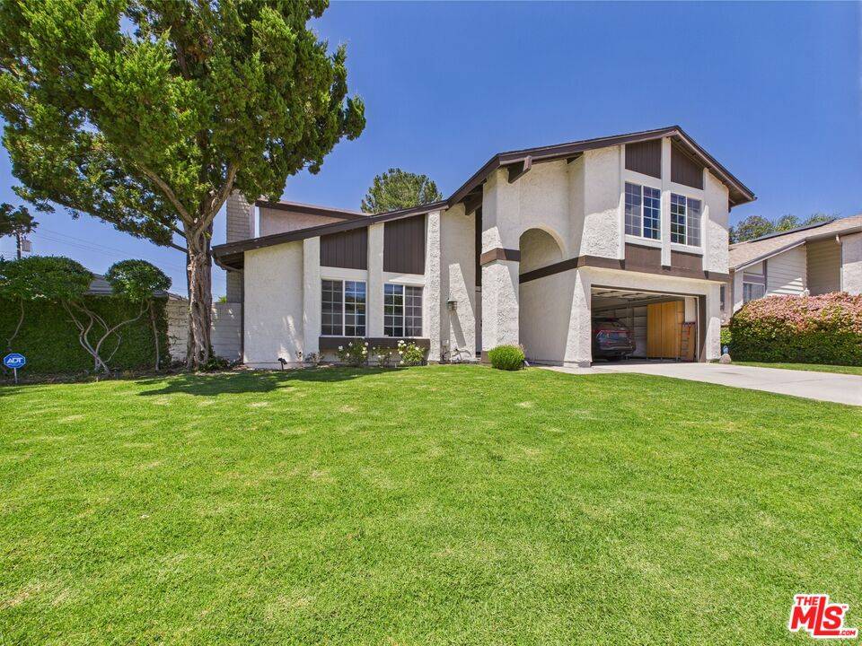 Calabasas, CA 91302,26065 Redbluff Dr
