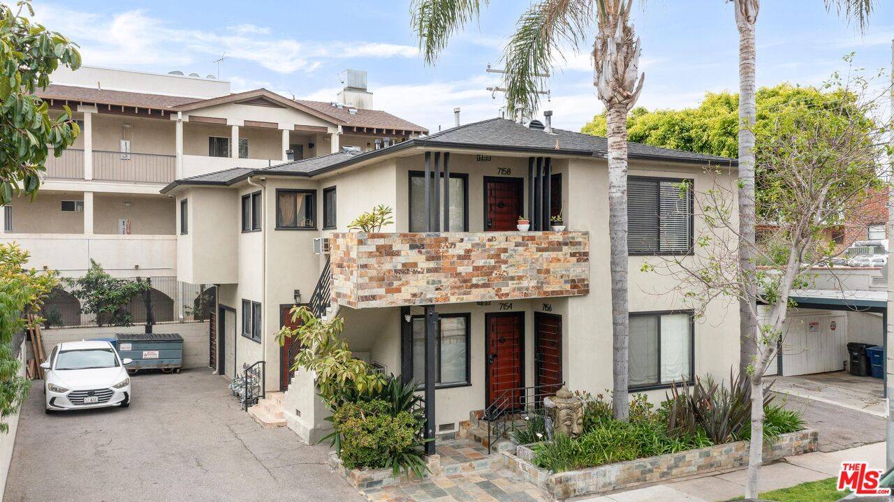 West Hollywood, CA 90046,7154 Lexington Ave