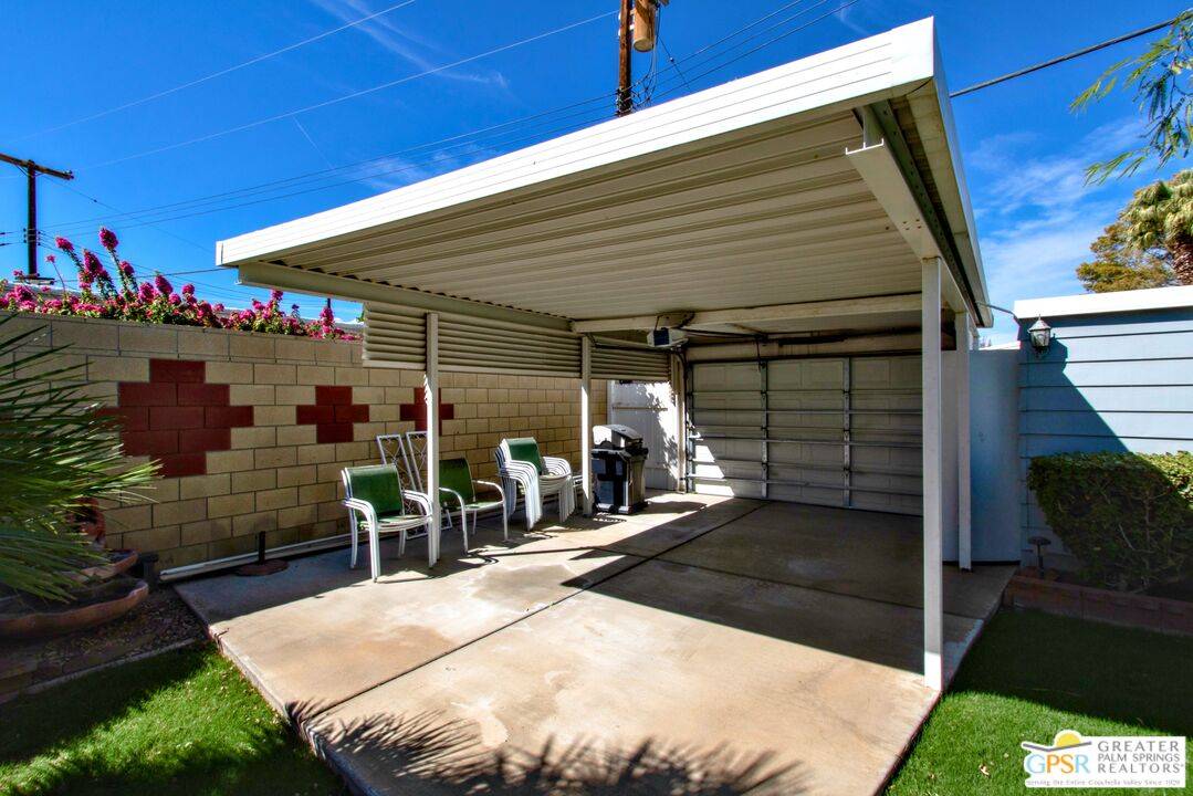 Thousand Palms, CA 92276,33150 Barcelona Dr