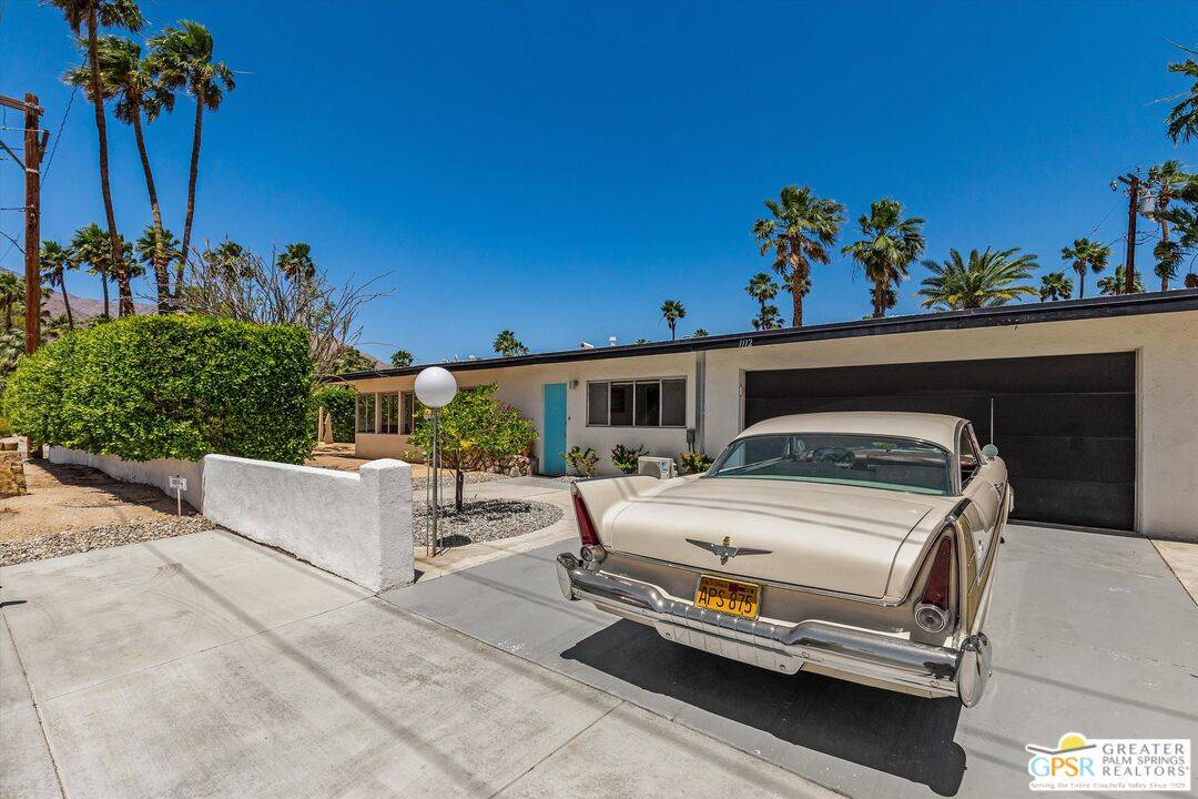 Palm Springs, CA 92262,1112 N Avenida Caballeros