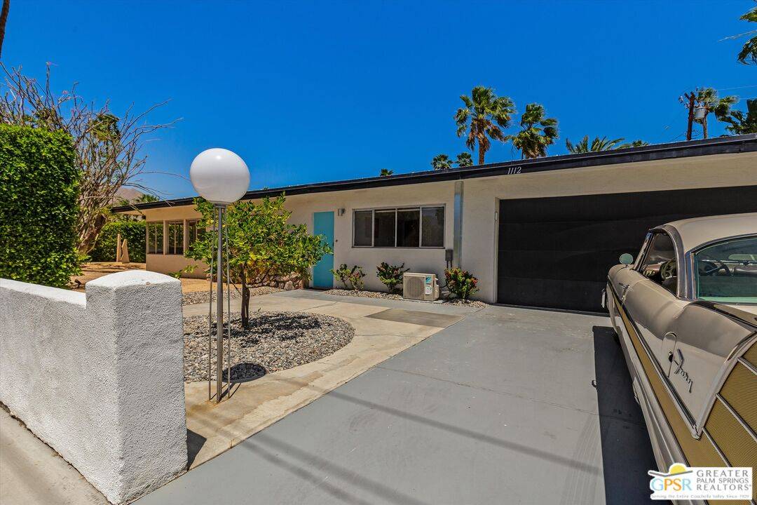 Palm Springs, CA 92262,1112 N Avenida Caballeros