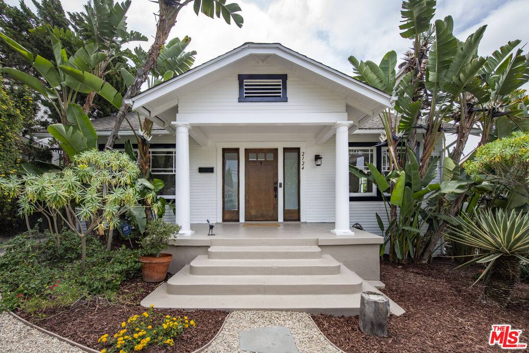 Los Angeles, CA 90041,2124 Ridgeview Ave