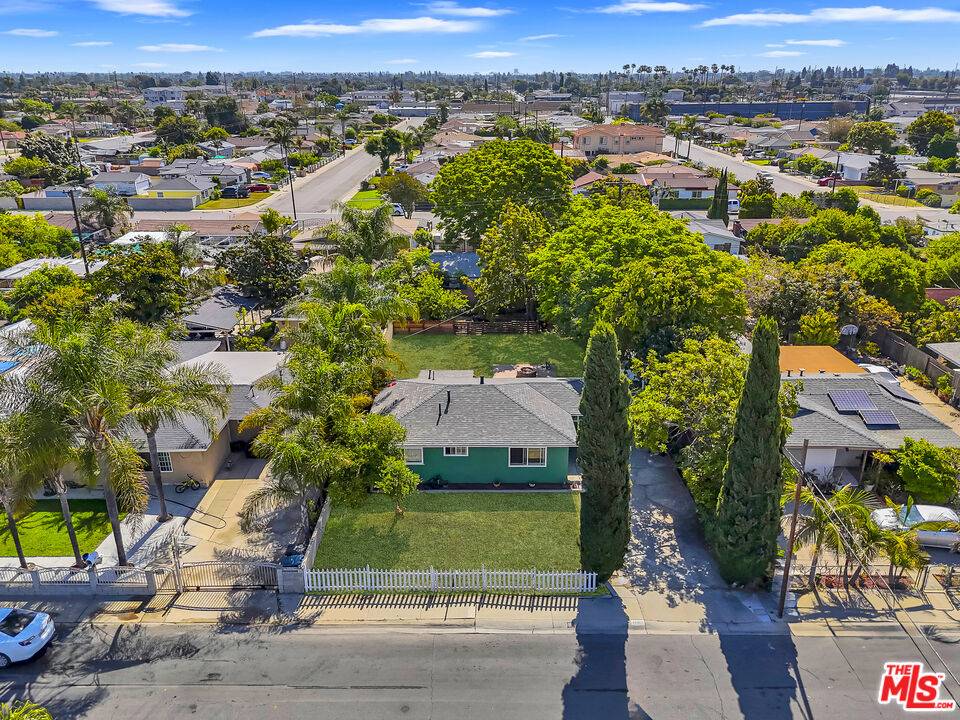 Stanton, CA 90680,11862 Santa Maria St