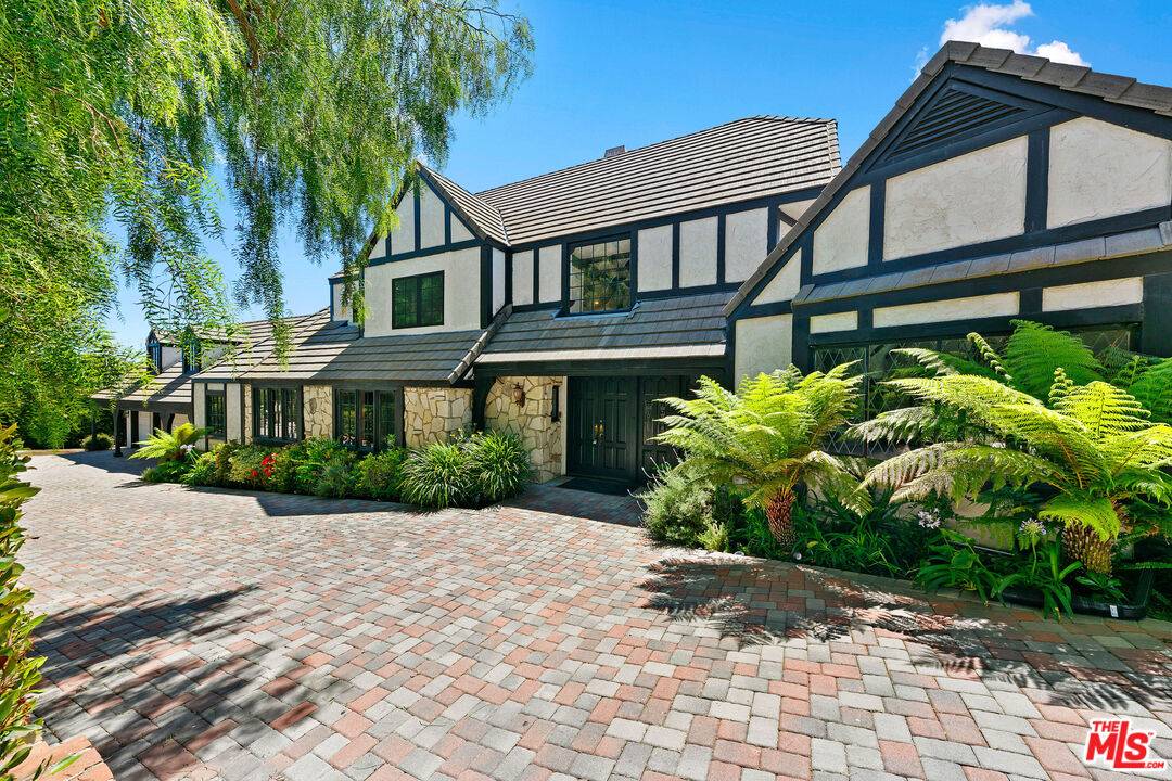 Malibu, CA 90265,29528 Harvester Rd