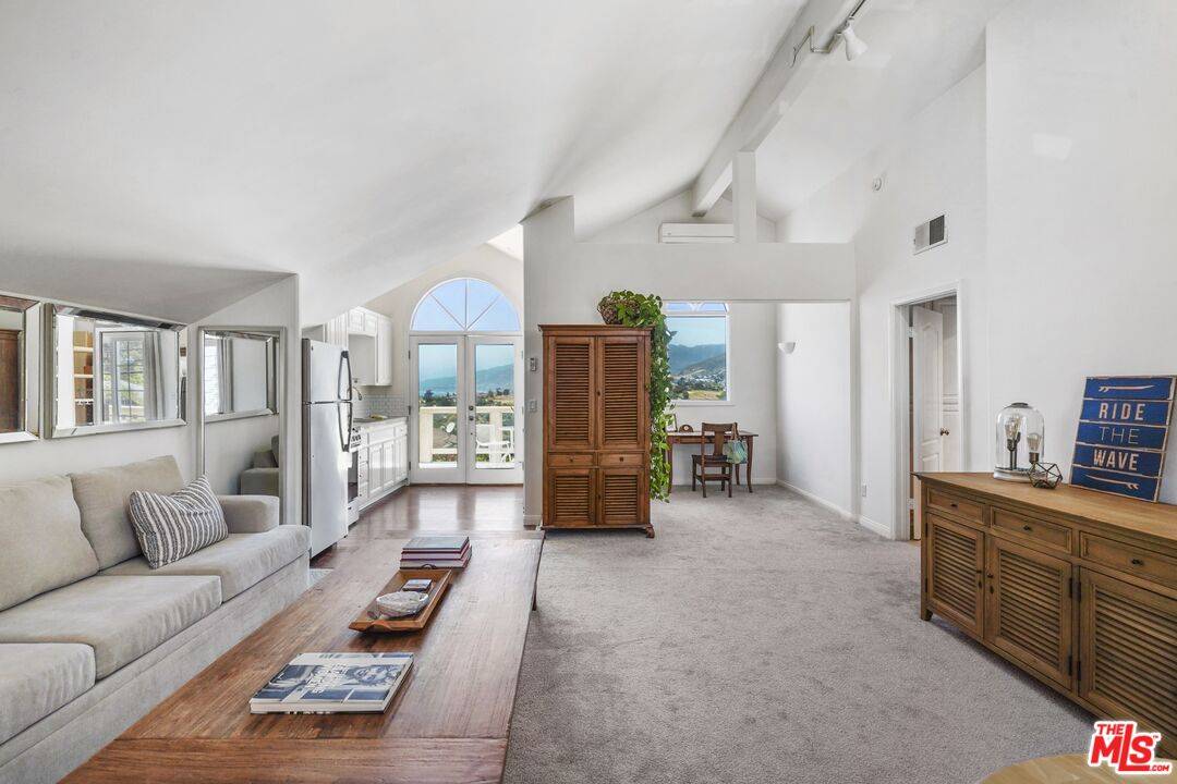 Malibu, CA 90265,29355 Heathercliff Rd #GuestHouse