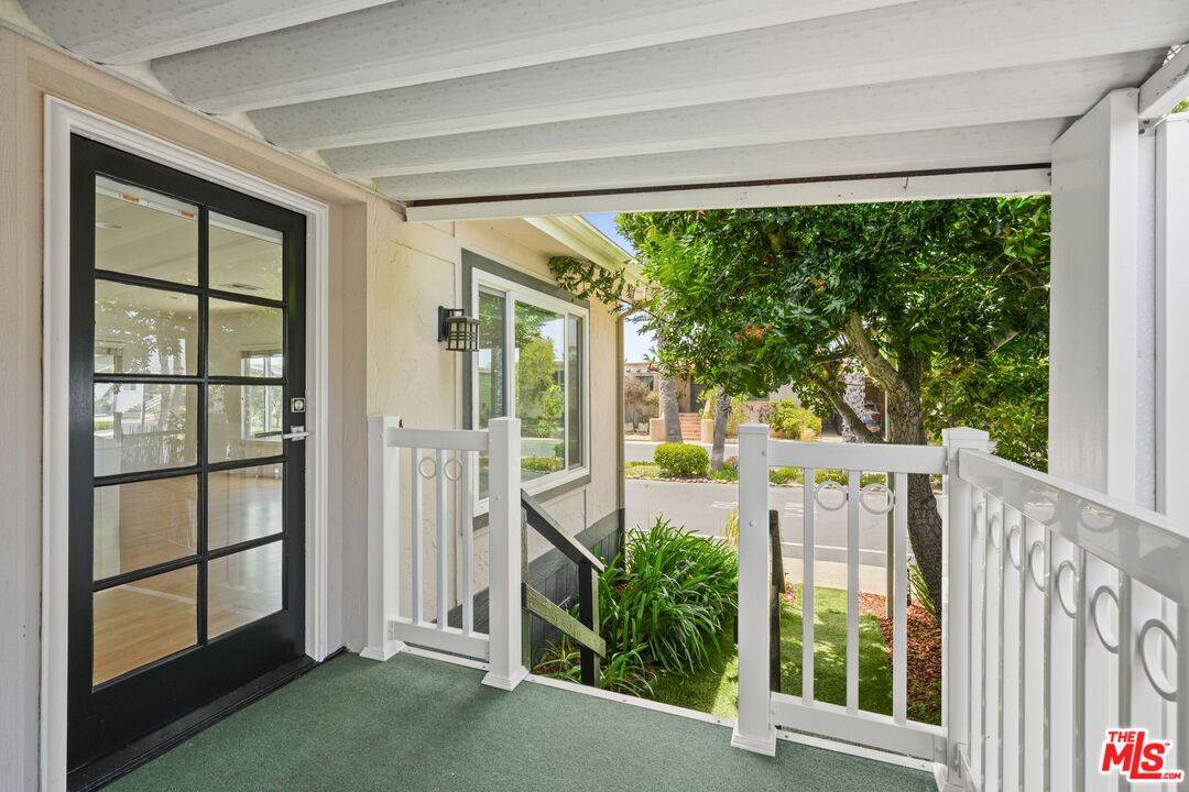 Malibu, CA 90265,29500 Heathercliff Rd #18