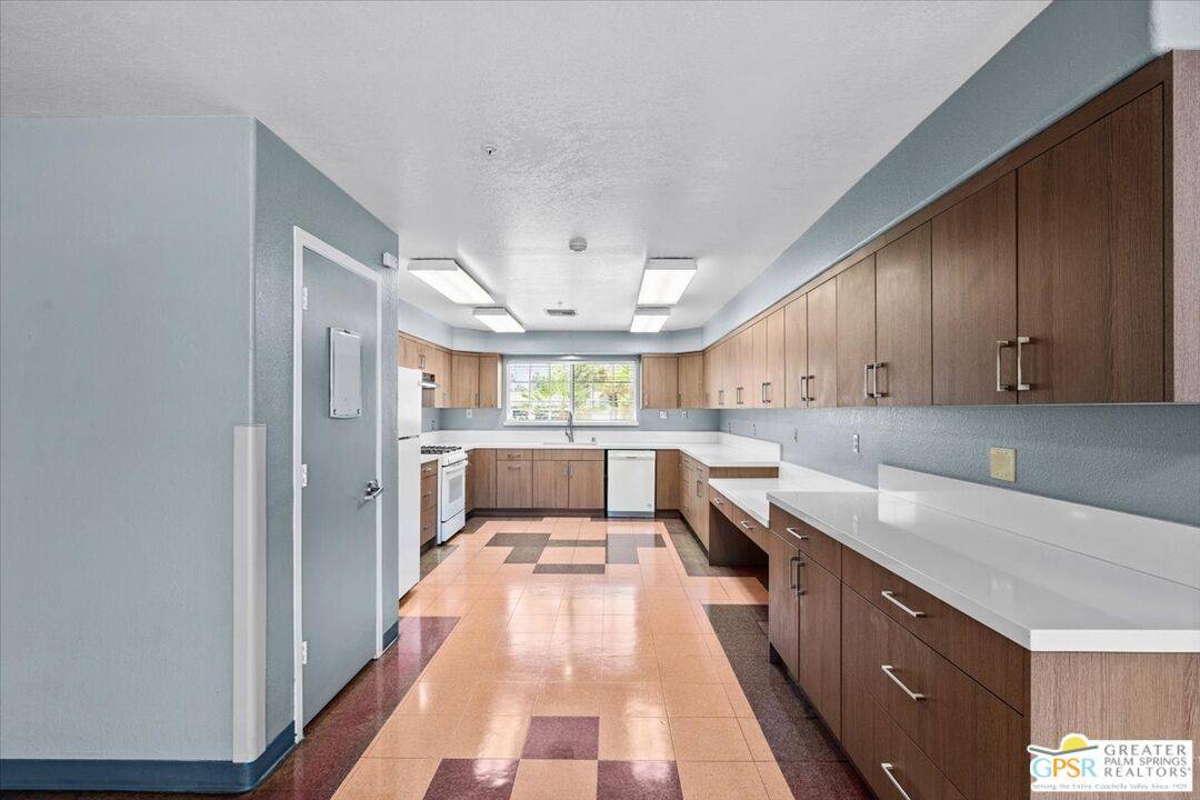 Palm Springs, CA 92262,2246 Paseo Roseta