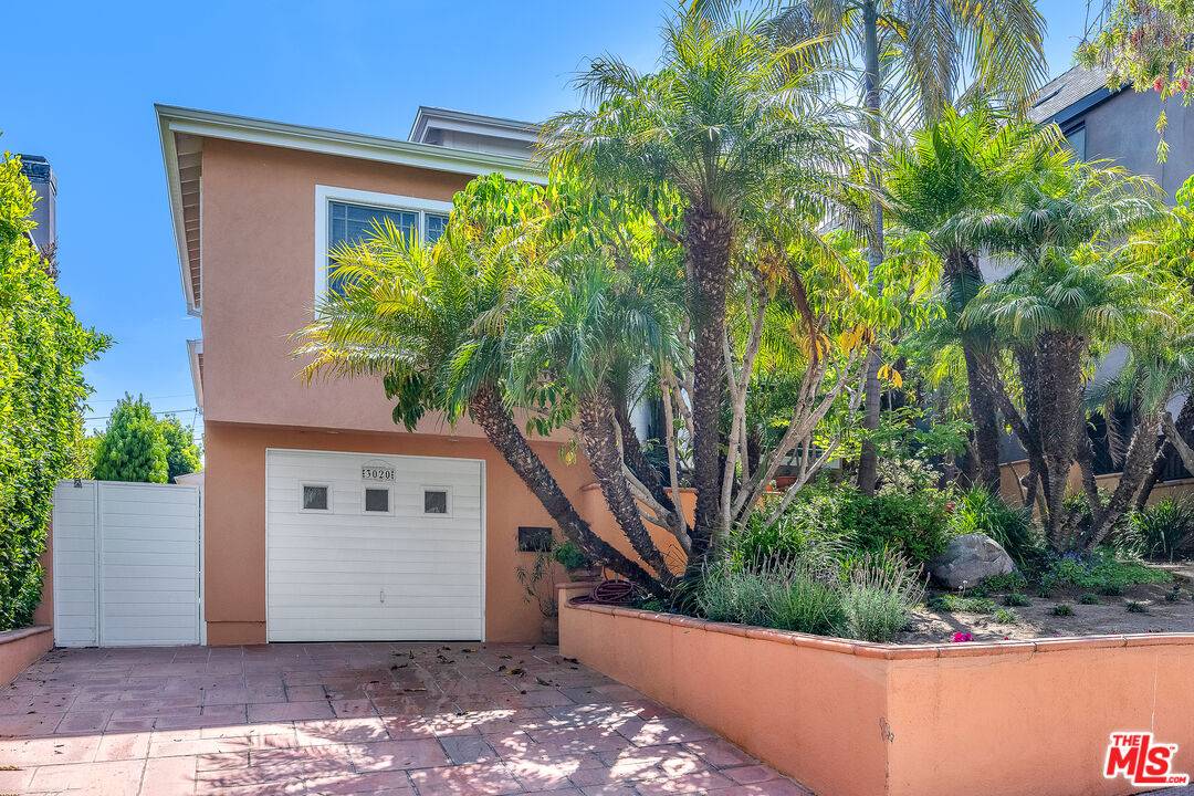 Santa Monica, CA 90405,3020 Glenn Ave