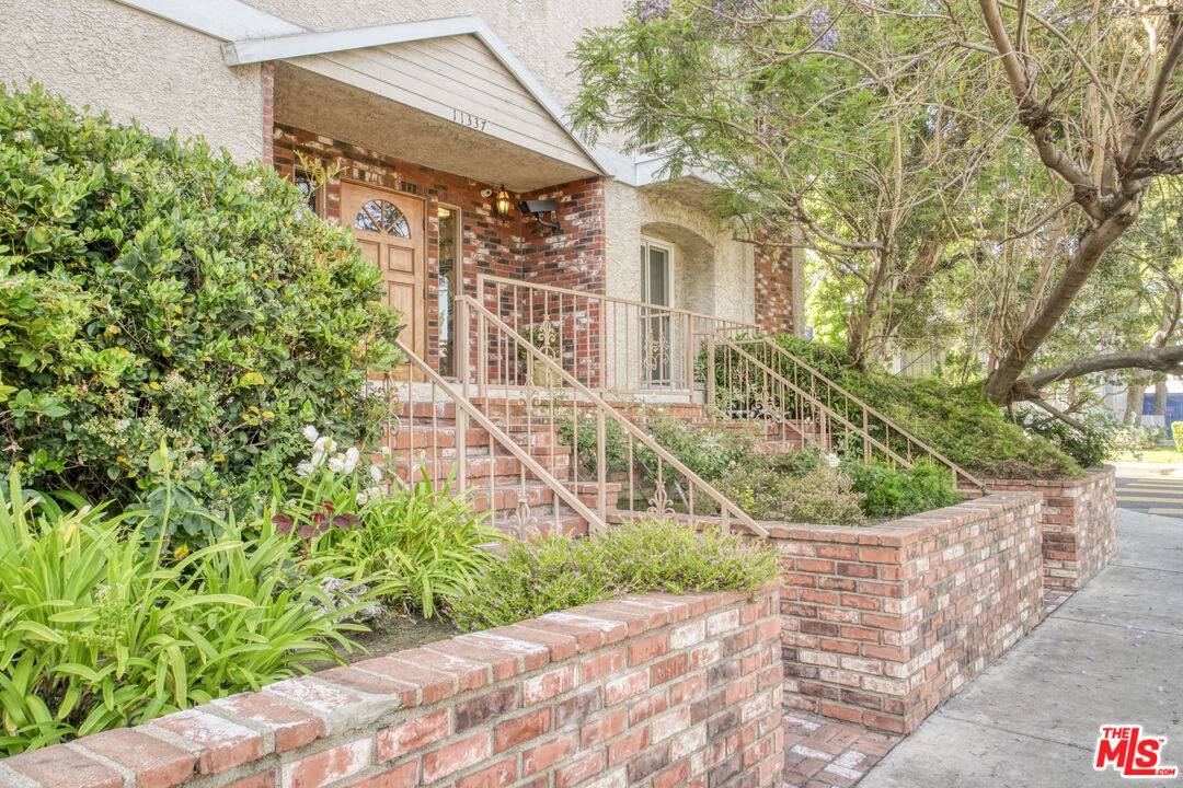 Los Angeles, CA 90025,11337 Nebraska Ave #201