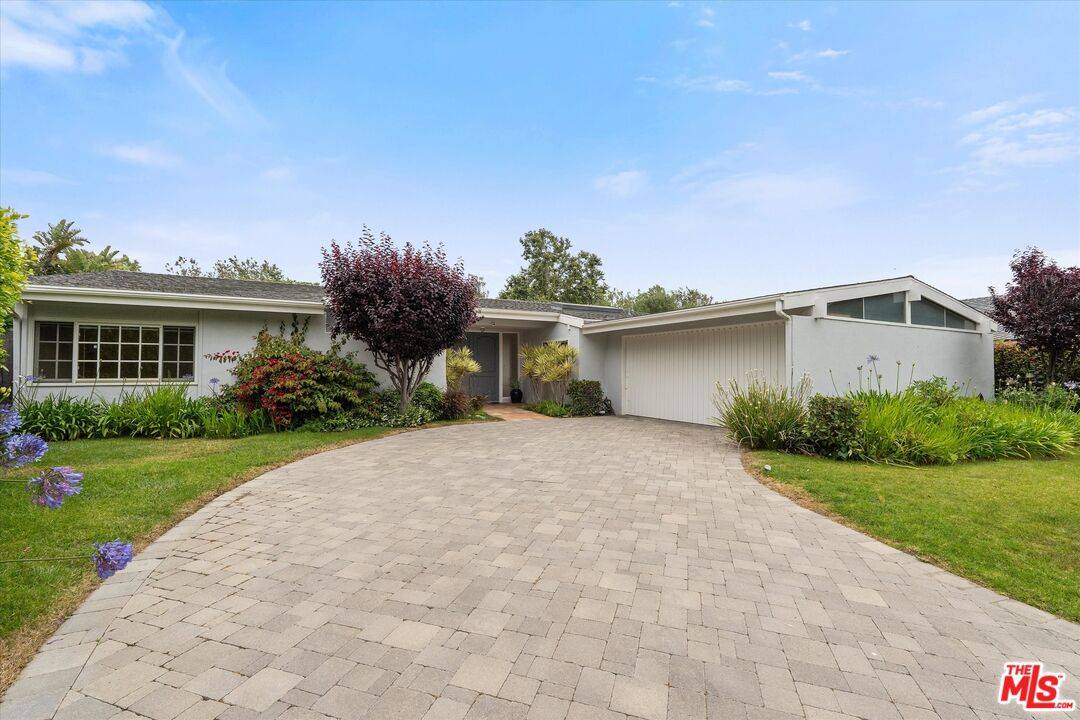 Malibu, CA 90265,30724 Manzano Dr