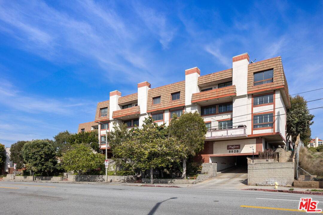 Playa Del Rey, CA 90293,8828 Pershing Dr #313