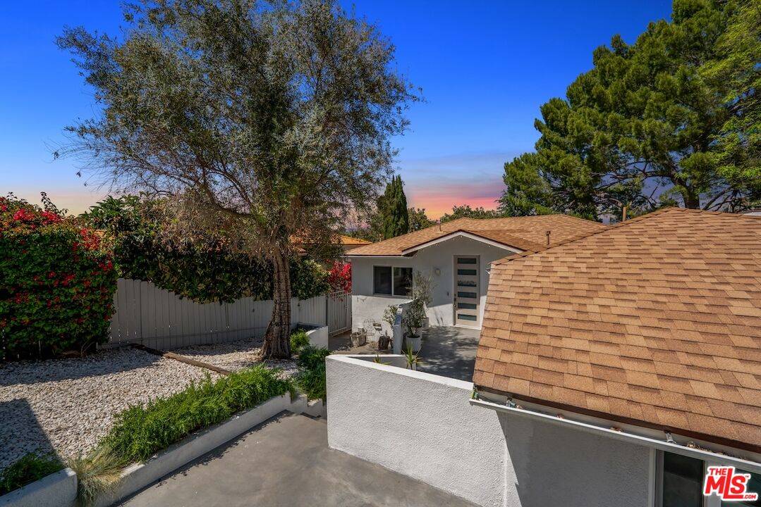 Los Angeles, CA 90068,3434 Oak Glen Dr