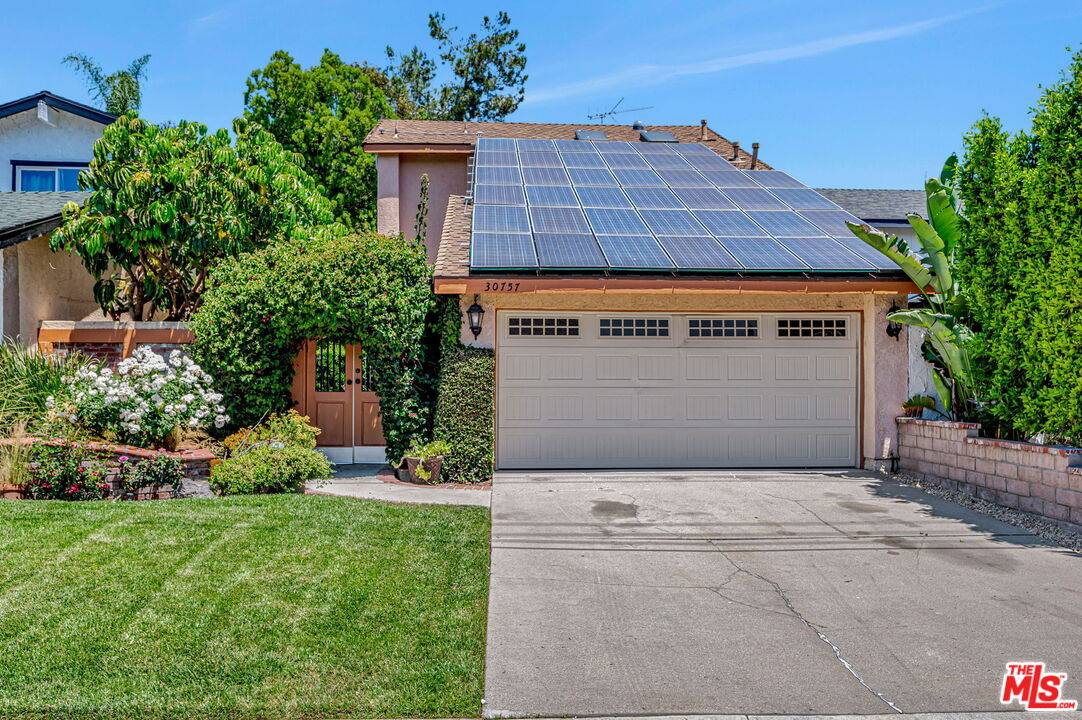 Agoura Hills, CA 91301,30757 Canwood St