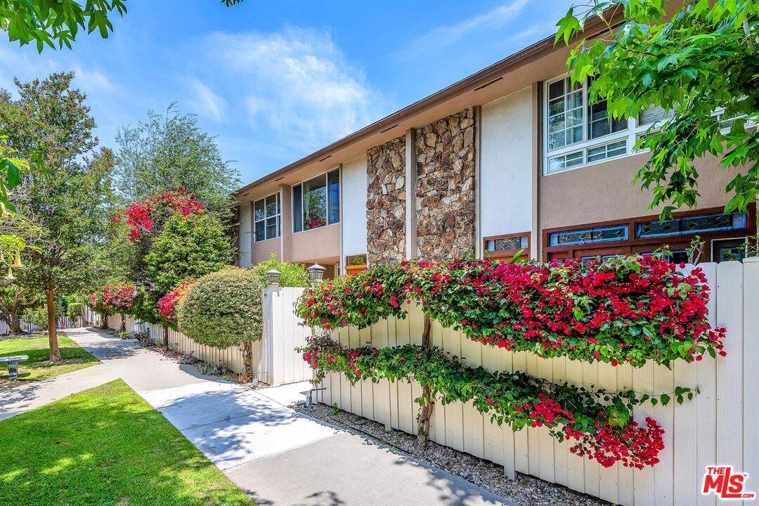 Culver City, CA 90230,5215 Sepulveda Blvd #8B