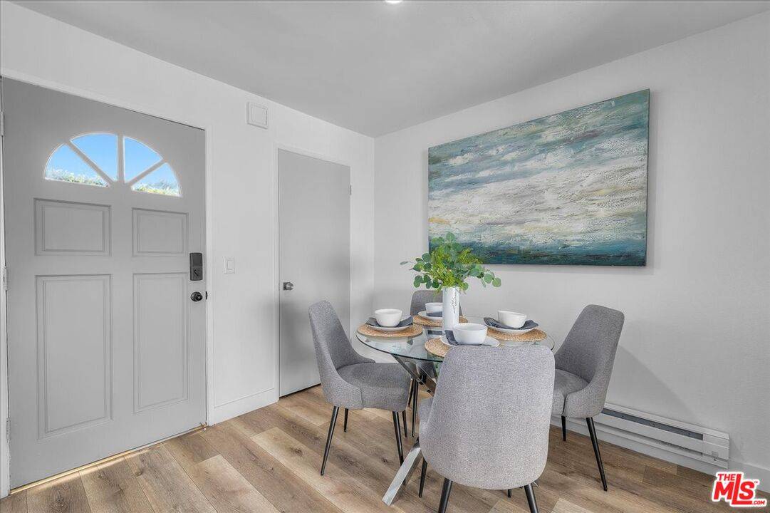 Manhattan Beach, CA 90266,1311 Manhattan Beach Blvd #2