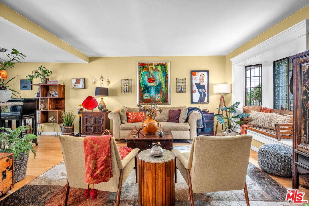 Van Nuys, CA 91405,14715 Saticoy St #17