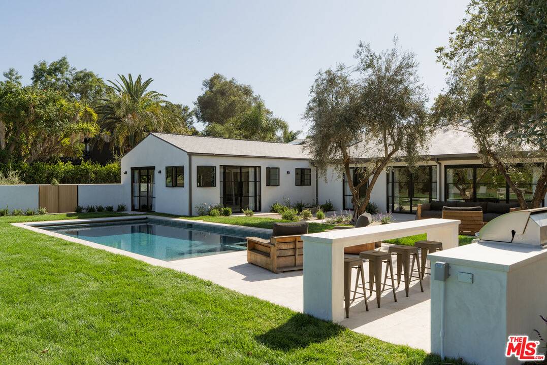 Santa Barbara, CA 93108,99 Sierra Vista Rd