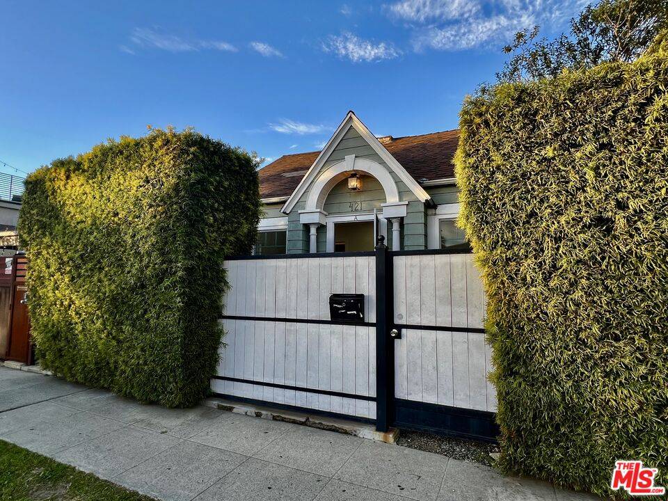Venice, CA 90291,421 Grand Blvd