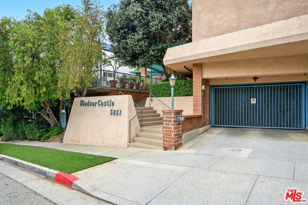 Culver City, CA 90230,5651 Windsor Way #108