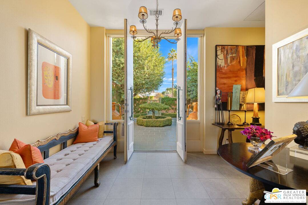 Palm Desert, CA 92260,47425 Medina Dr