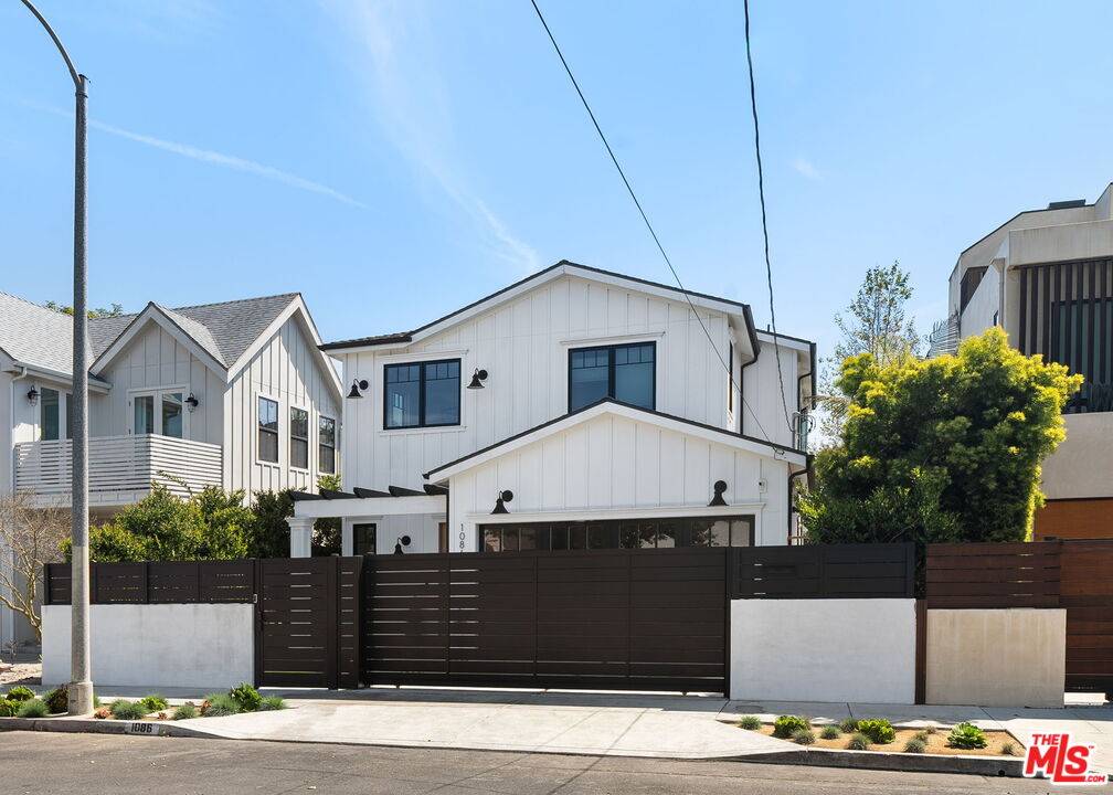 Venice, CA 90291,1086 Marco Pl