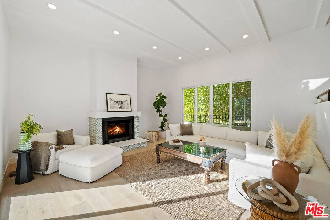 Studio City, CA 91604,4148 Sunswept Dr