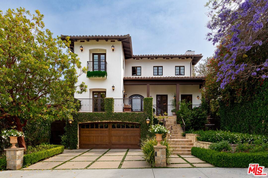 Toluca Lake, CA 91602,4263 Navajo Ave