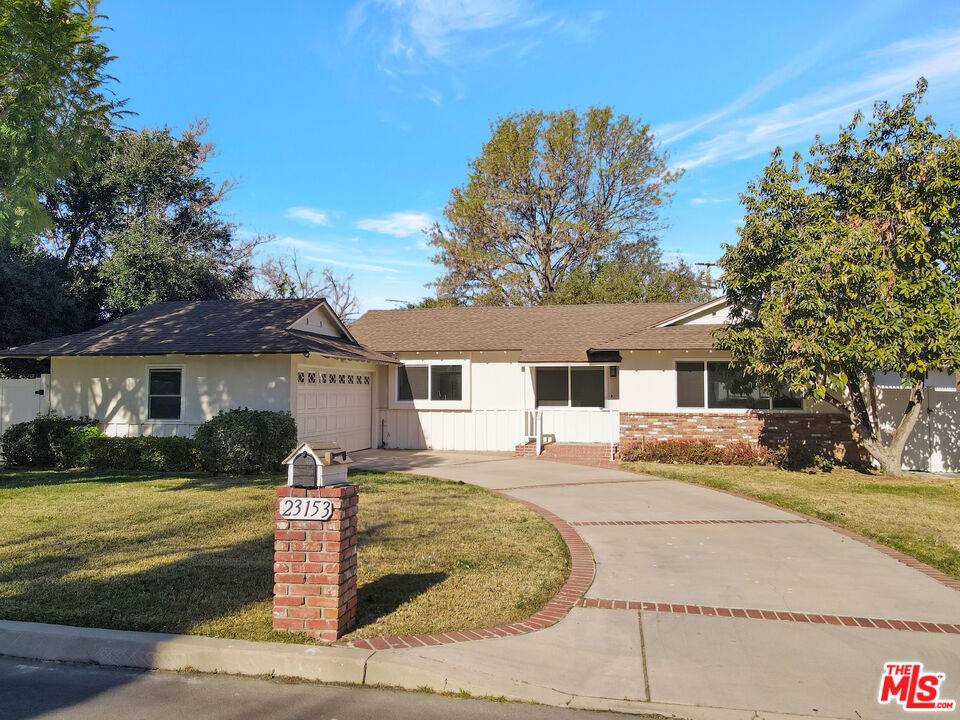 Woodland Hills, CA 91367,23153 Gonzales Dr
