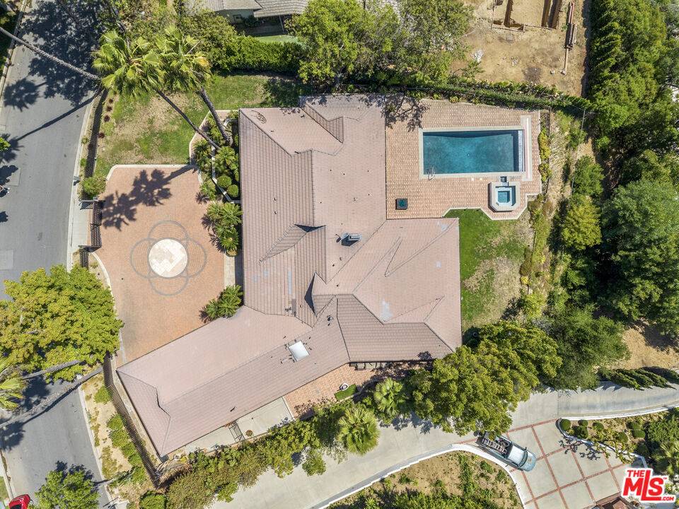 Beverly Hills, CA 90210,405 Evelyn Pl