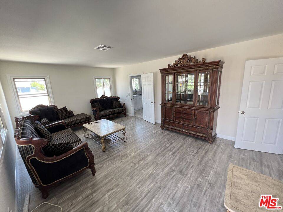 Sun Valley, CA 91352,7803 Clybourn Ave