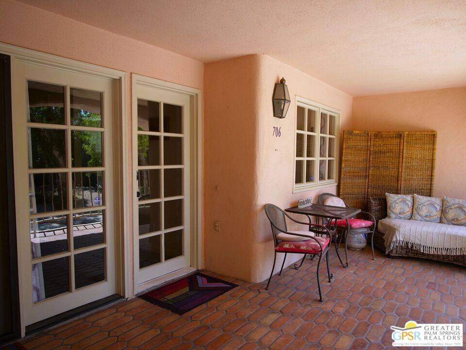 Palm Springs, CA 92262,500 E Amado Rd #706
