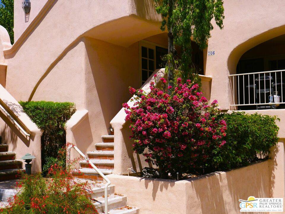 Palm Springs, CA 92262,500 E Amado Rd #706