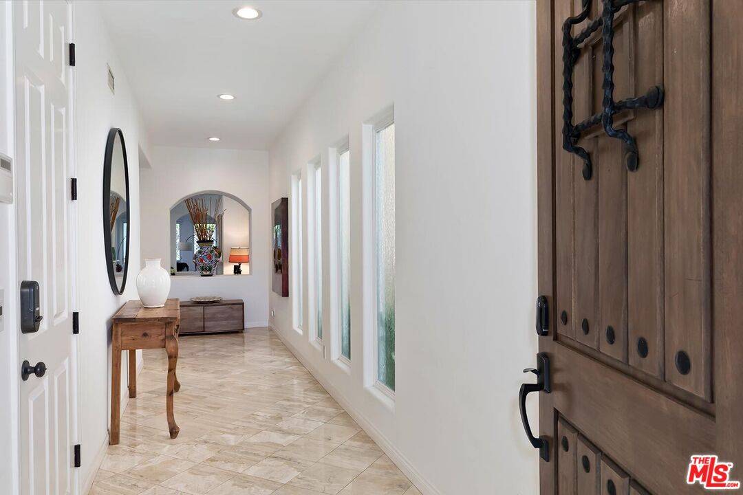 Marina Del Rey, CA 90292,820 Howard St