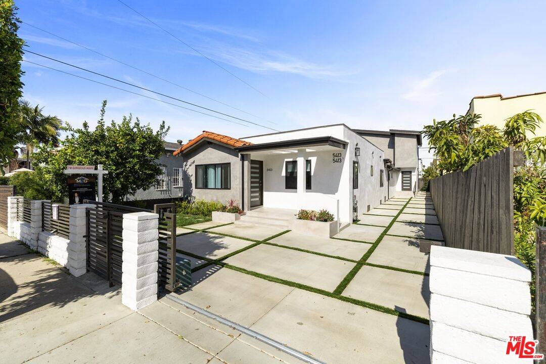 Los Angeles, CA 90016,5413 Homeside Ave