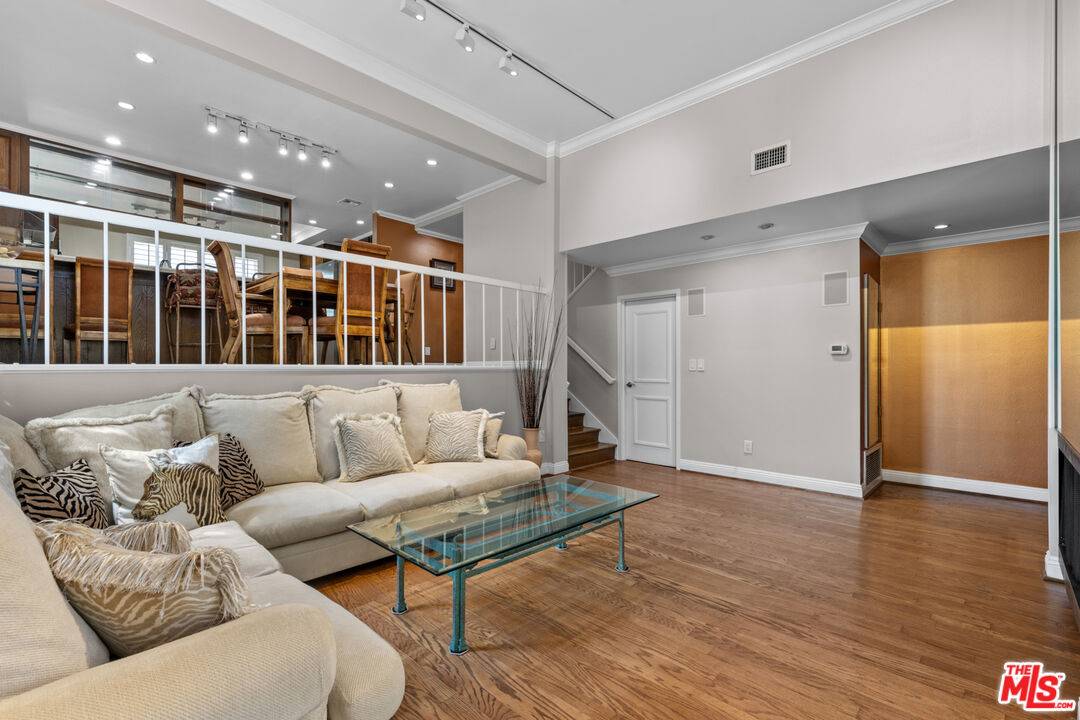 Marina Del Rey, CA 90292,4775 La Villa Marina #J